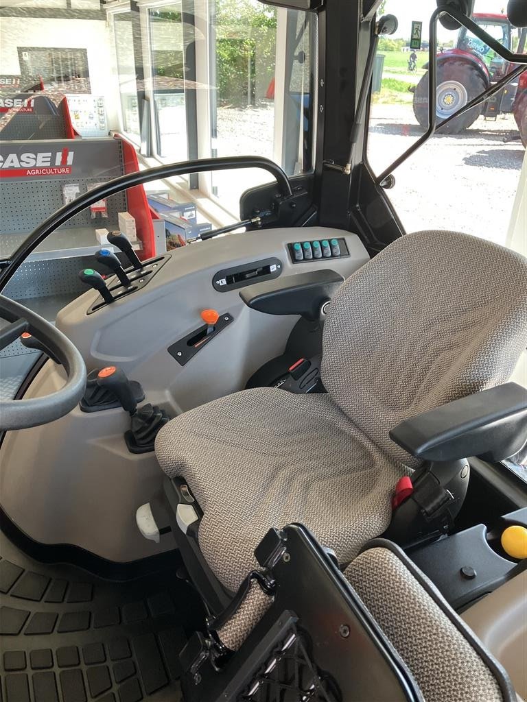 Traktor от тип Case IH Farmall 65A, Gebrauchtmaschine в Grindsted (Снимка 6)