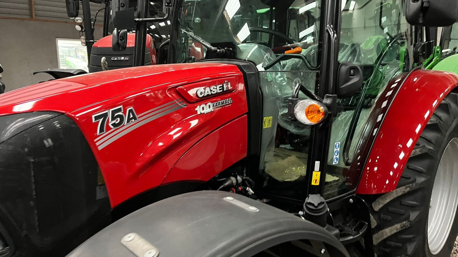 Traktor van het type Case IH Farmall 75 A Med frontlift og koblingsfrit vendegear og brede hjul., Gebrauchtmaschine in Lintrup (Foto 10)