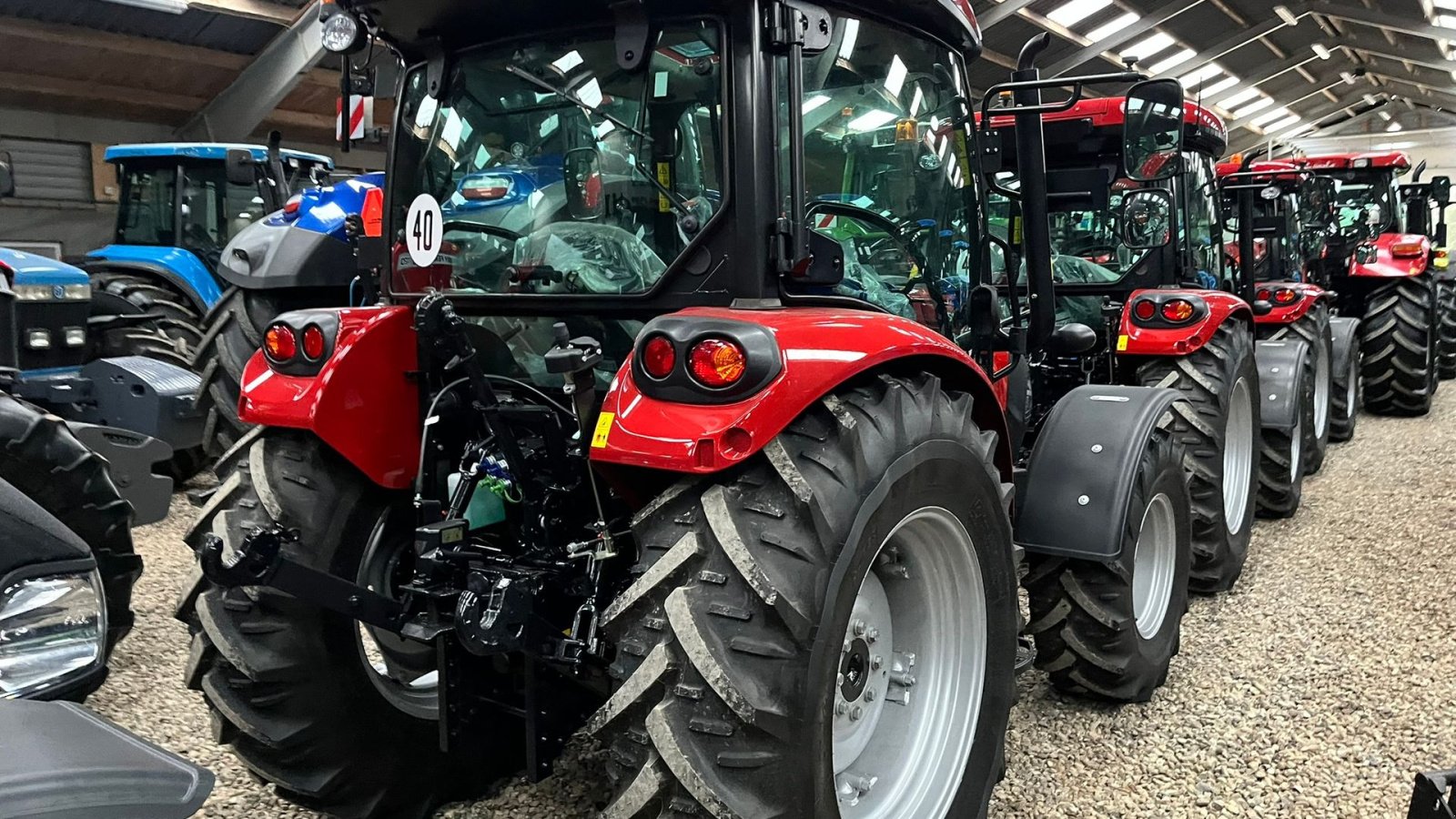Traktor van het type Case IH Farmall 75 A Med frontlift og koblingsfrit vendegear og brede hjul., Gebrauchtmaschine in Lintrup (Foto 8)