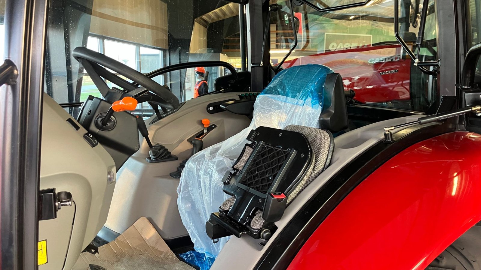 Traktor tipa Case IH Farmall 75 A, Gebrauchtmaschine u Spøttrup (Slika 7)