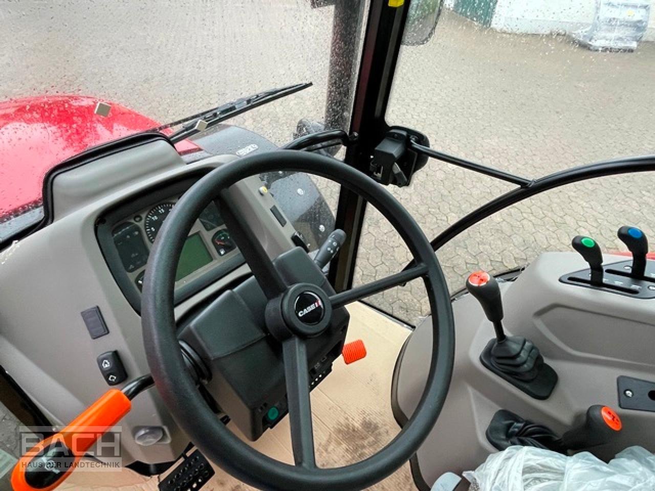 Traktor des Typs Case IH FARMALL 75 A, Neumaschine in Boxberg-Seehof (Bild 6)