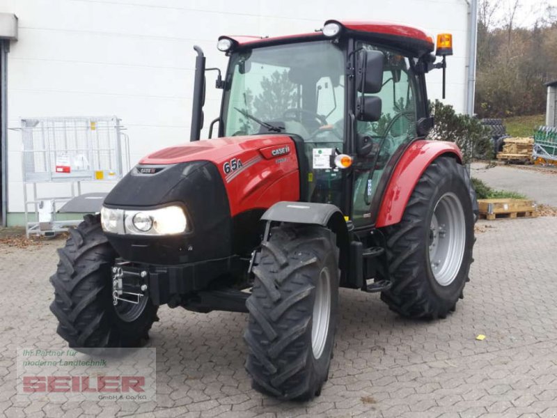 Traktor of the type Case IH Farmall 75 A, Neumaschine in Ansbach (Picture 1)
