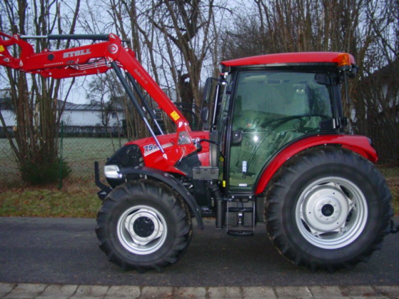 Traktor des Typs Case IH Farmall 75 A, Neumaschine in Viechtach (Bild 1)