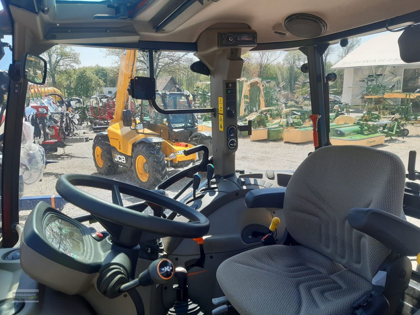 Traktor of the type Case IH Farmall 75 C Komfort, Gebrauchtmaschine in Aurolzmünster (Picture 23)