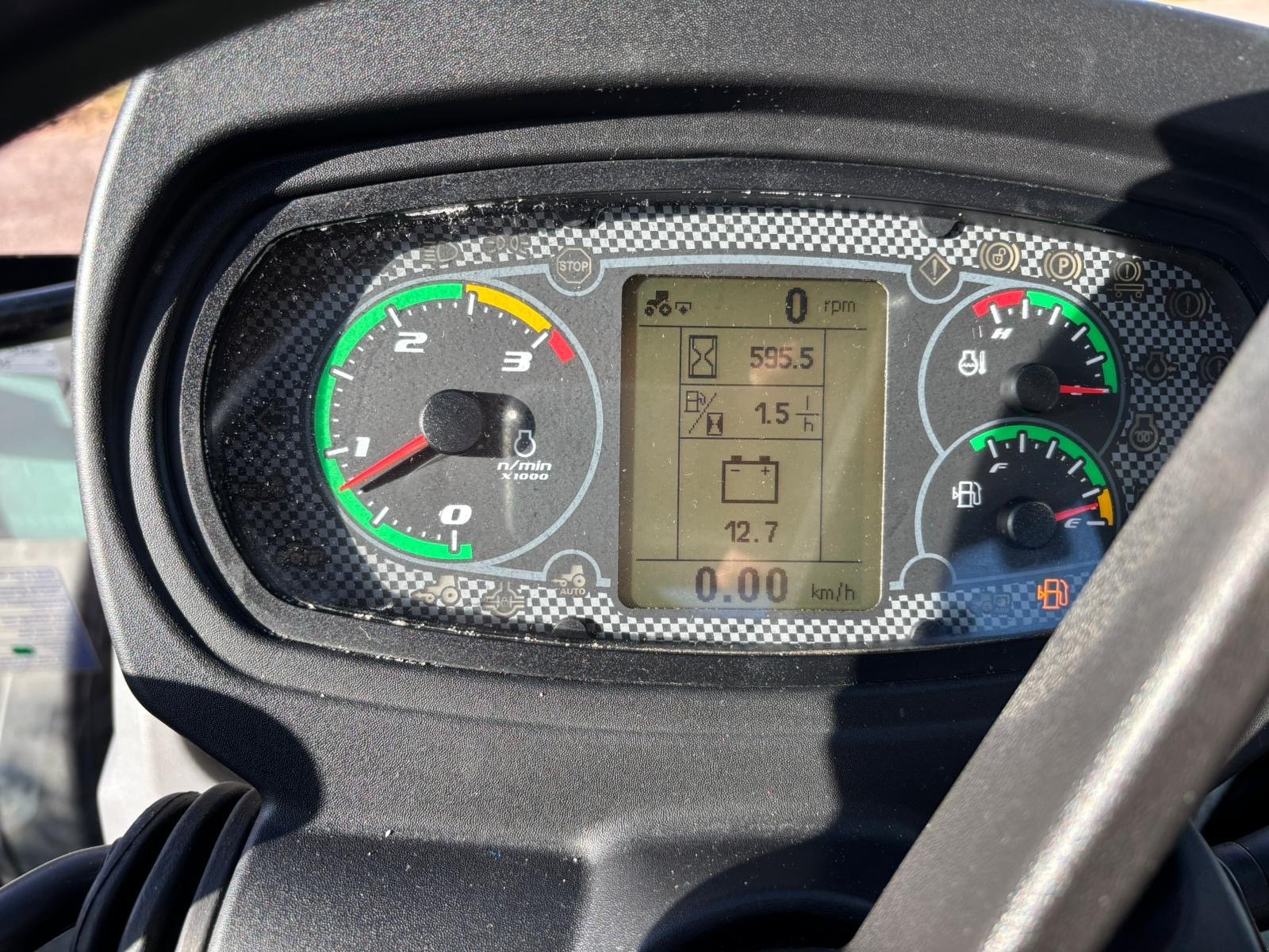 Traktor van het type Case IH Farmall 75 C, Gebrauchtmaschine in Pemfling (Foto 15)