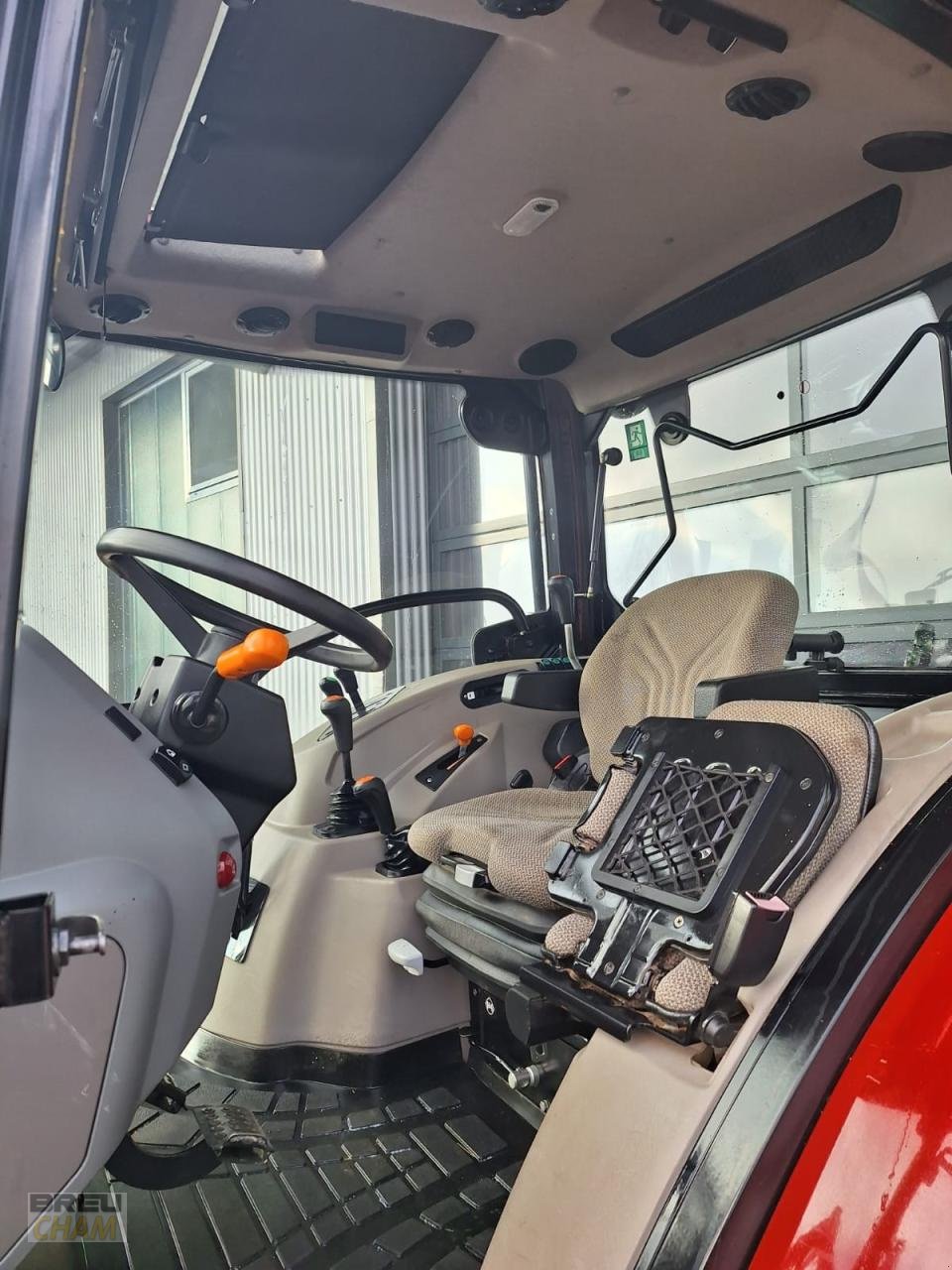 Traktor типа Case IH Farmall 75A, Gebrauchtmaschine в Cham (Фотография 8)