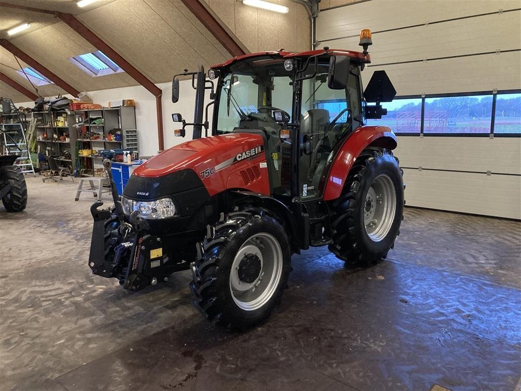 Traktor типа Case IH Farmall 75C som ny, Gebrauchtmaschine в Thorsø (Фотография 1)