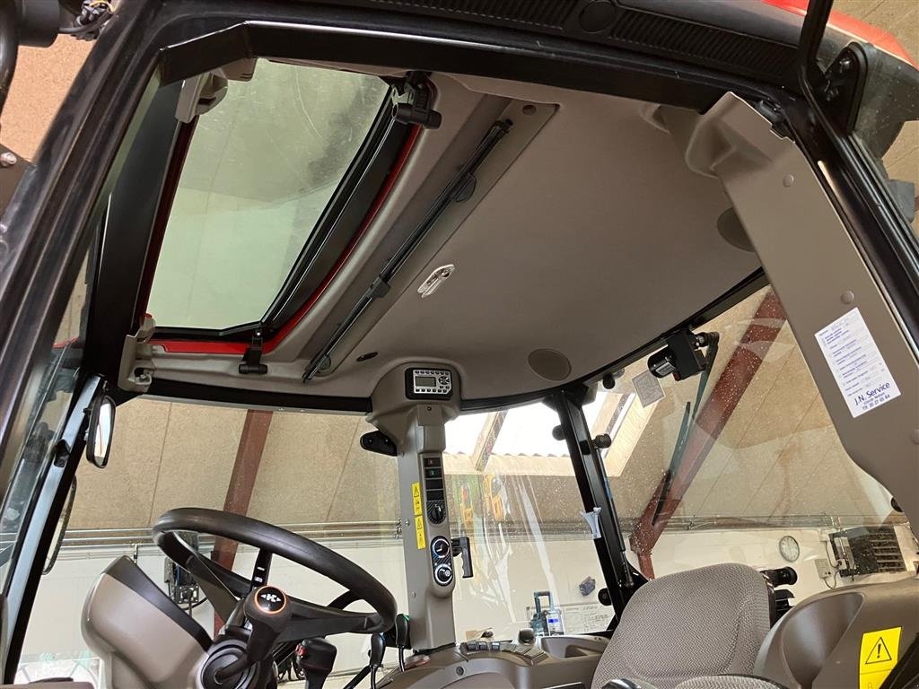 Traktor of the type Case IH Farmall 75C, Gebrauchtmaschine in Thorsø (Picture 15)