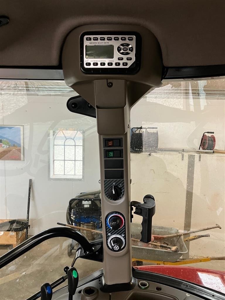 Traktor of the type Case IH Farmall 75C, Gebrauchtmaschine in Thorsø (Picture 17)