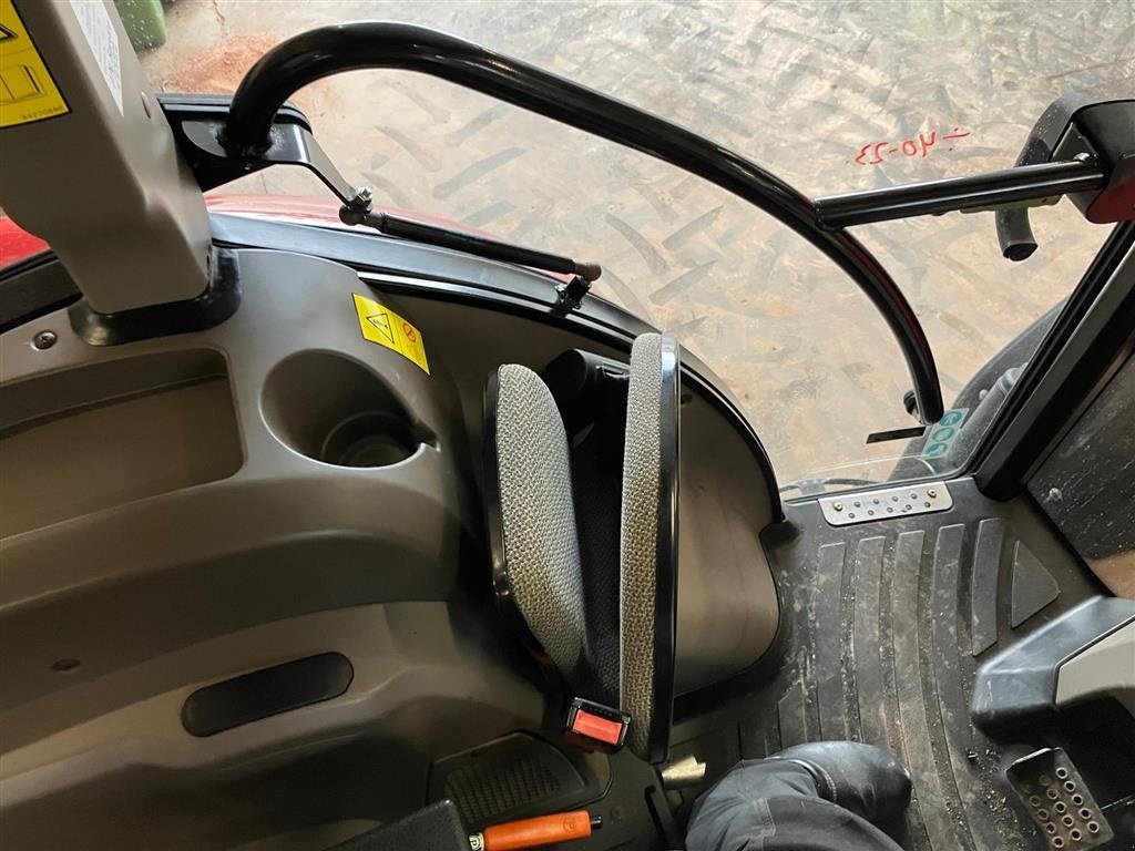 Traktor of the type Case IH Farmall 75C, Gebrauchtmaschine in Thorsø (Picture 18)