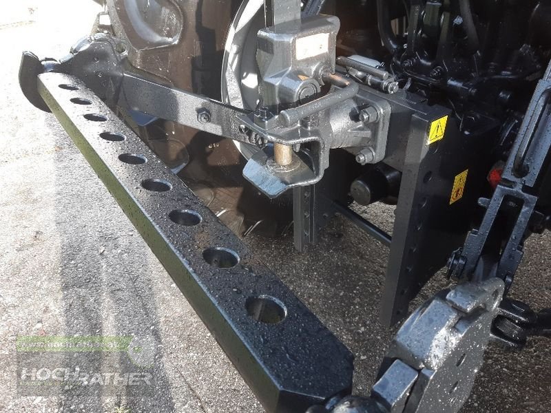 Traktor of the type Case IH Farmall 75C, Neumaschine in Kronstorf (Picture 17)