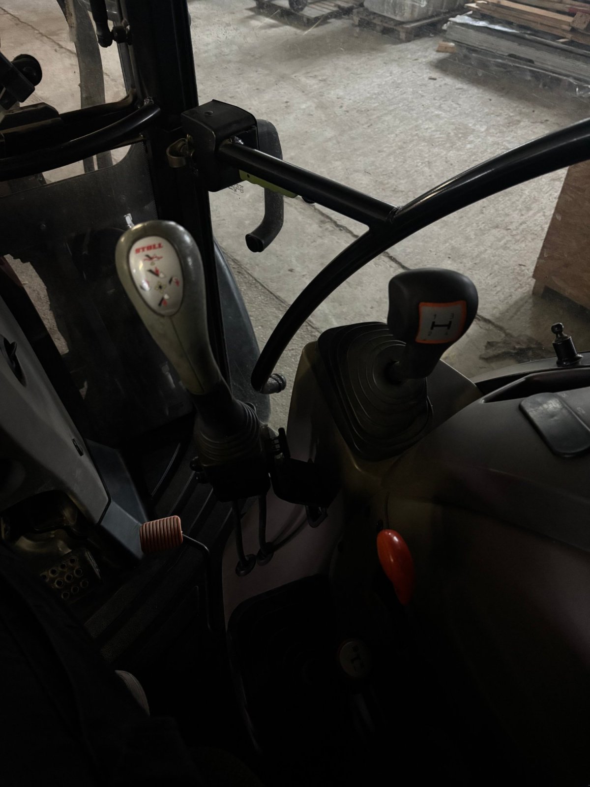 Traktor van het type Case IH Farmall 75C, Gebrauchtmaschine in Thyrnau (Foto 10)