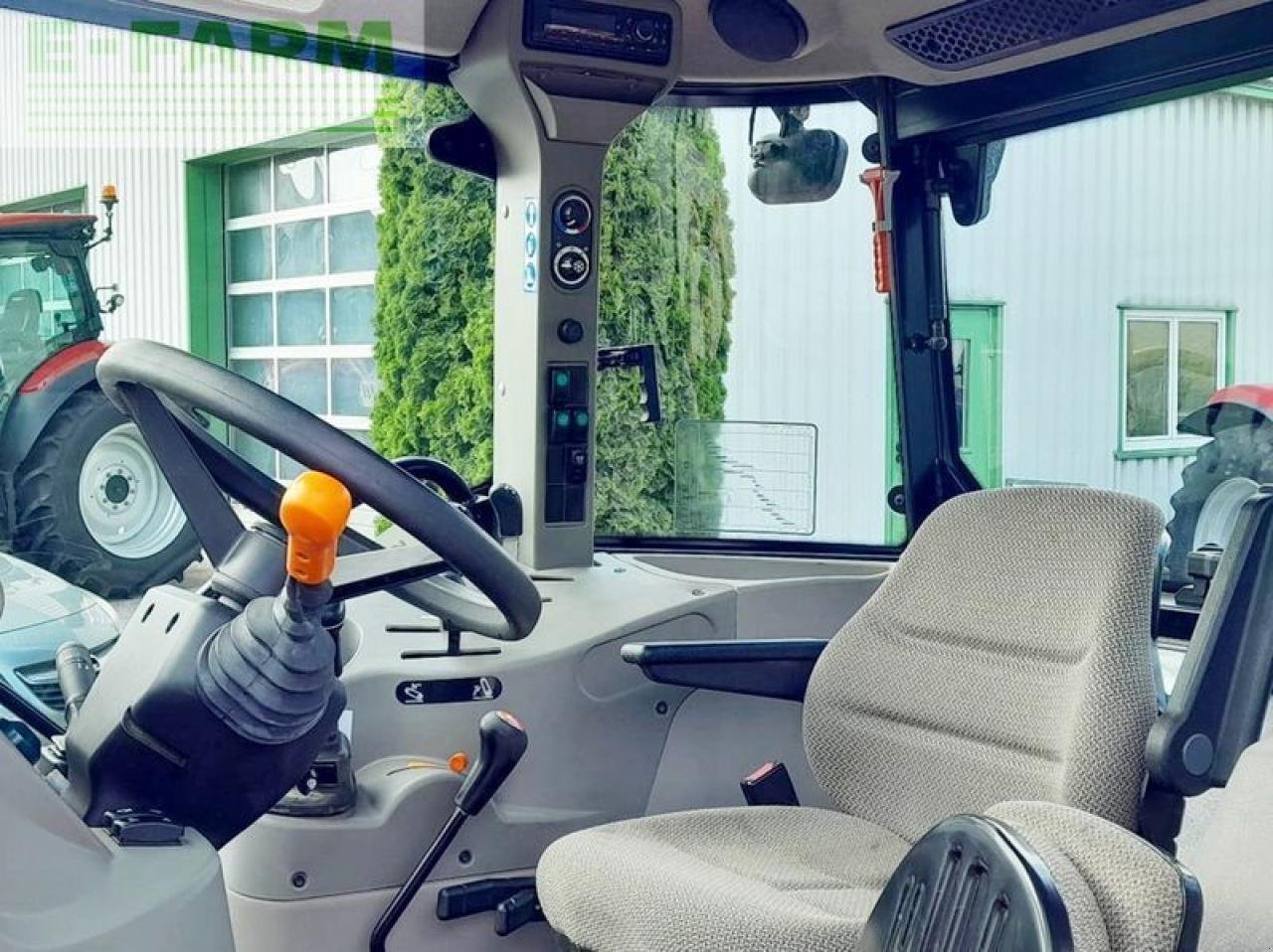 Traktor des Typs Case IH farmall 85 a ep allrad basis, Gebrauchtmaschine in SANKT MARIENKIRCHEN BEI SCHÄRDING (Bild 10)