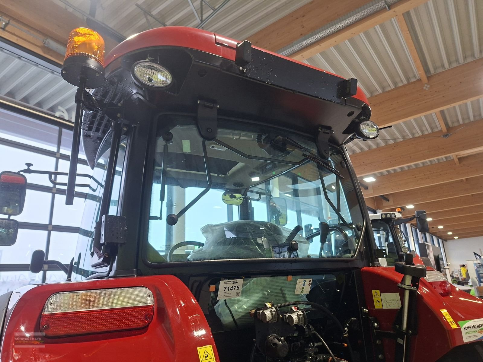 Traktor van het type Case IH Farmall 90A, Neumaschine in Gampern (Foto 14)