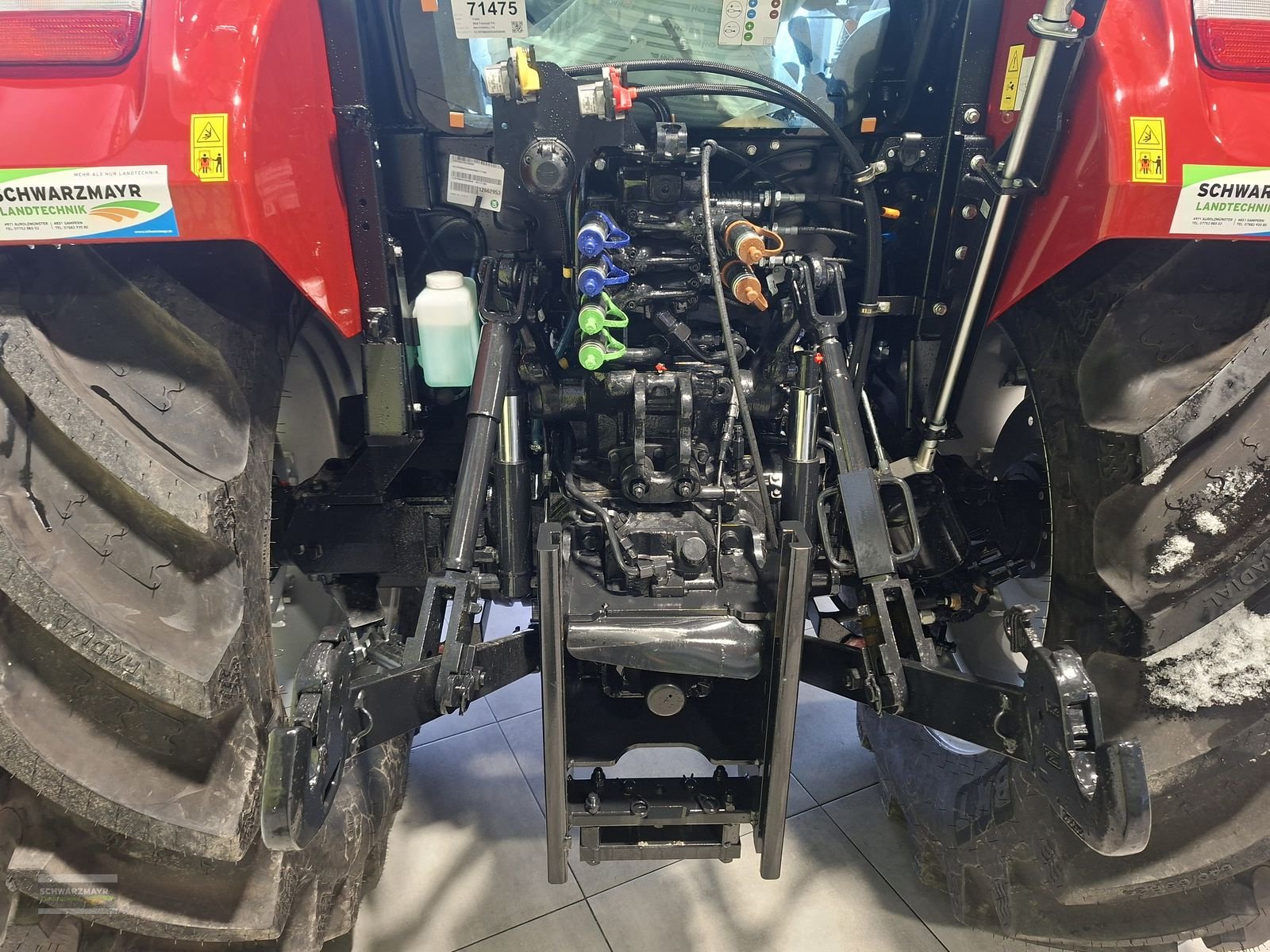 Traktor van het type Case IH Farmall 90A, Neumaschine in Gampern (Foto 15)