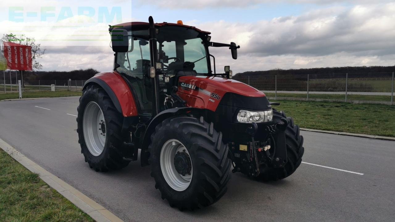 Traktor типа Case IH Farmall 95 U PRO Pro, Gebrauchtmaschine в KOŠKA (Фотография 11)