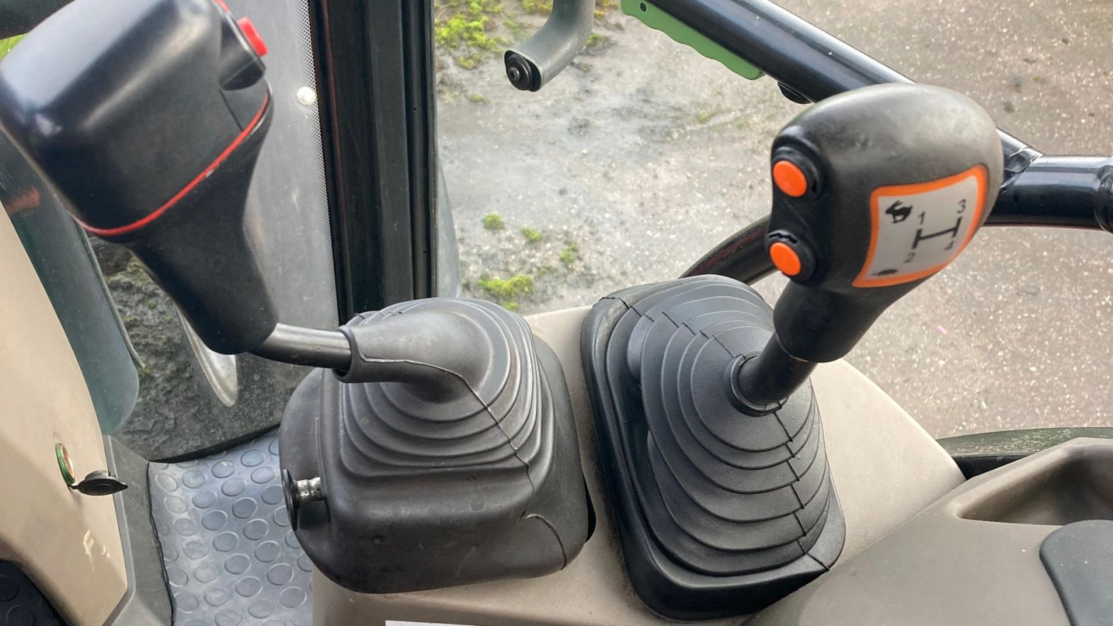 Traktor типа Case IH Farmall 95C Farmall 95C, Gebrauchtmaschine в Roskilde (Фотография 9)