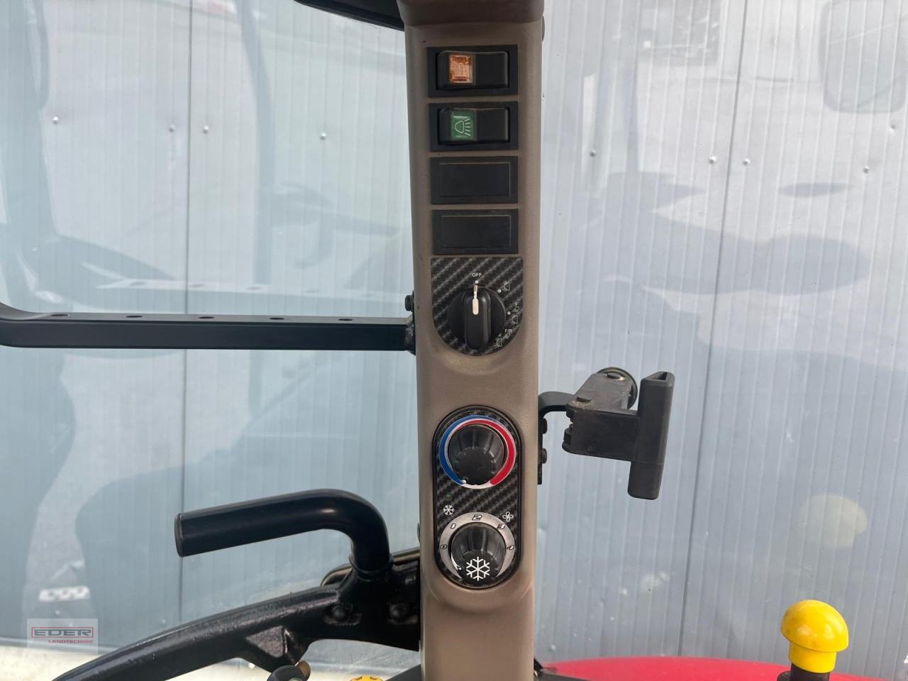 Traktor от тип Case IH Farmall C85 Neue Reifen, Gebrauchtmaschine в Tuntenhausen (Снимка 13)