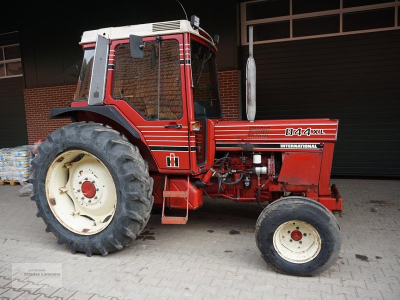 Traktor des Typs Case IH IHC 844 XL Hinterrad nur 3900 Std., Gebrauchtmaschine in Borken (Bild 1)