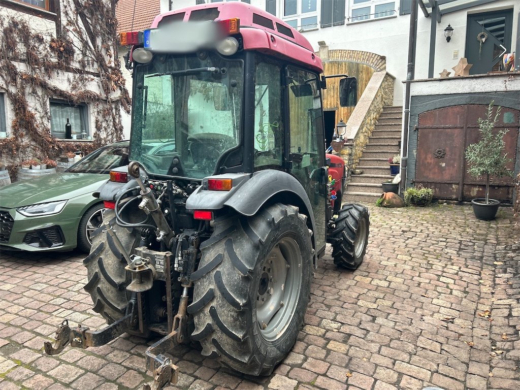 Traktor от тип Case IH JX 1075 V, Gebrauchtmaschine в Düsseldorf (Снимка 4)