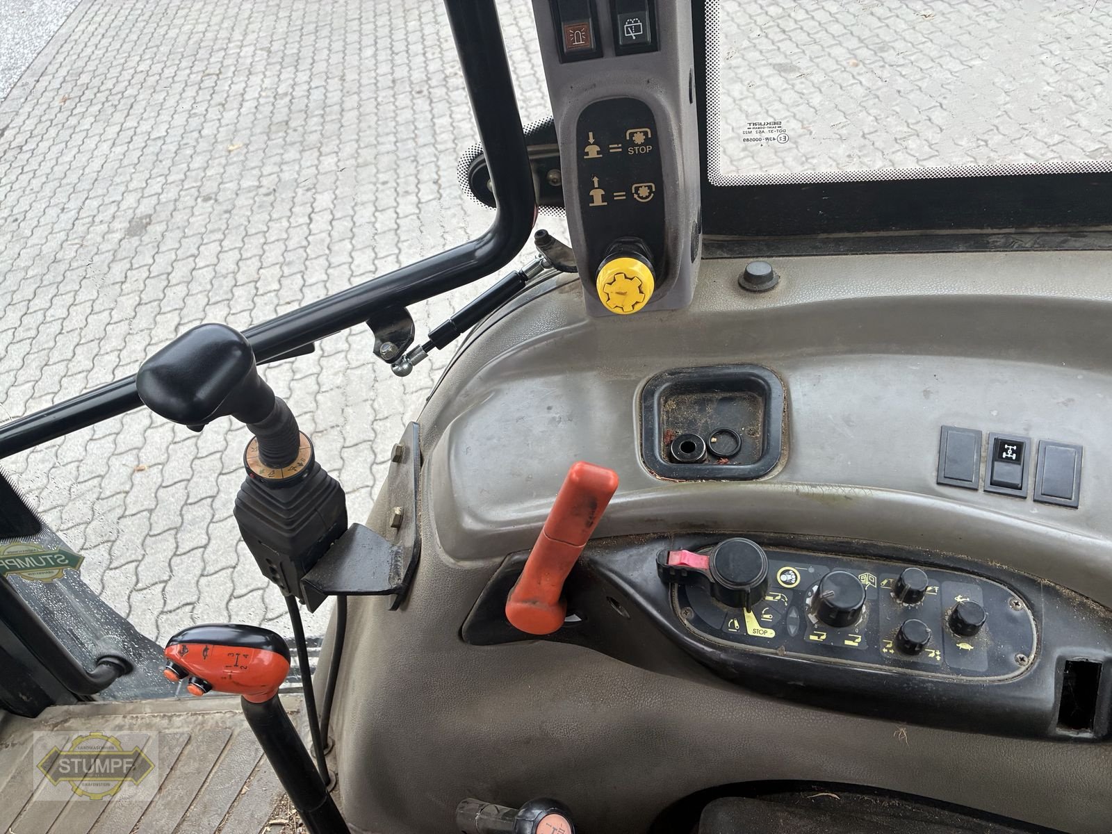 Traktor of the type Case IH JX 1080 U Basis, Gebrauchtmaschine in Grafenstein (Picture 2)