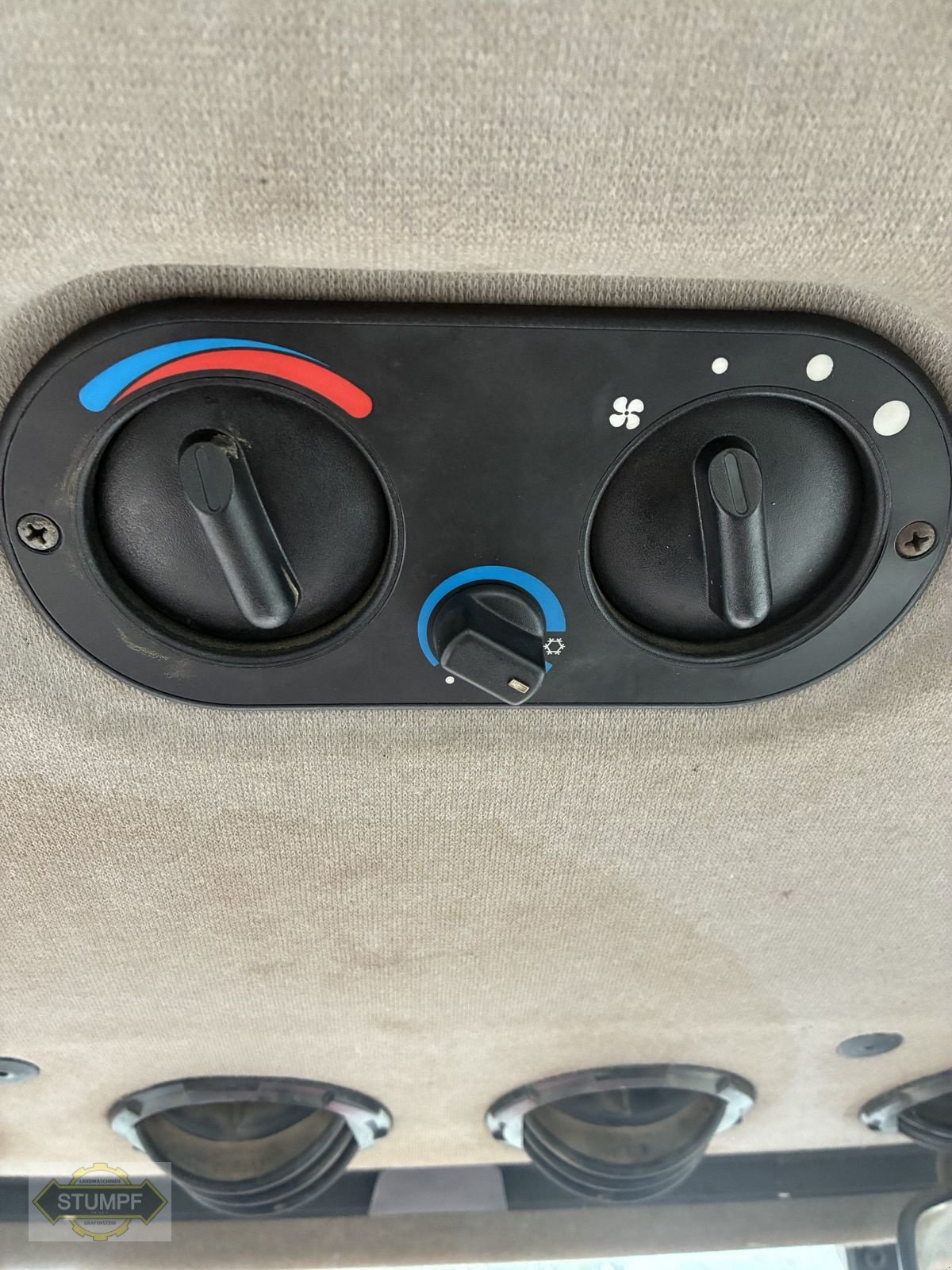 Traktor of the type Case IH JX 1080 U Basis, Gebrauchtmaschine in Grafenstein (Picture 3)