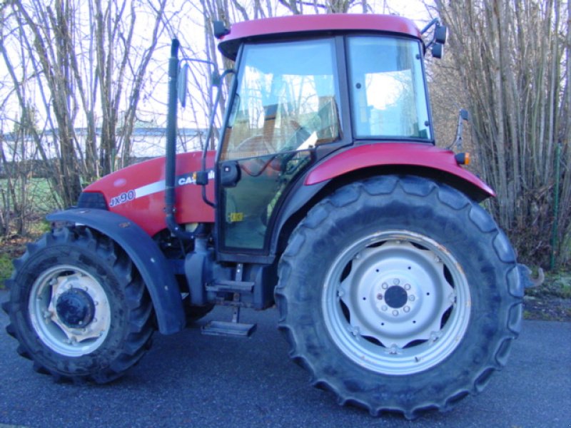 Traktor des Typs Case IH JX 90 A, Gebrauchtmaschine in Viechtach (Bild 1)