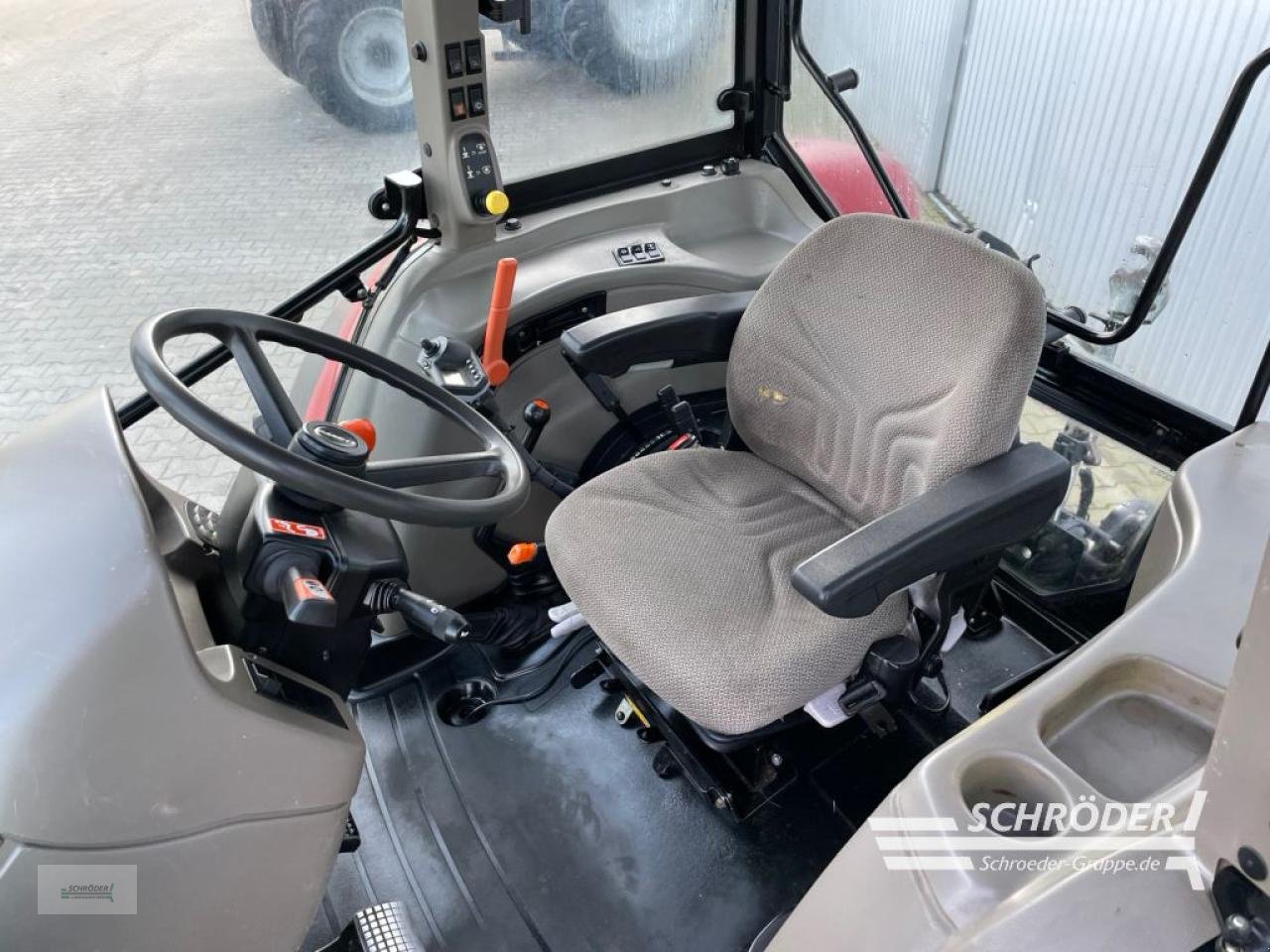 Traktor du type Case IH JXU 85, Gebrauchtmaschine en Wildeshausen (Photo 10)