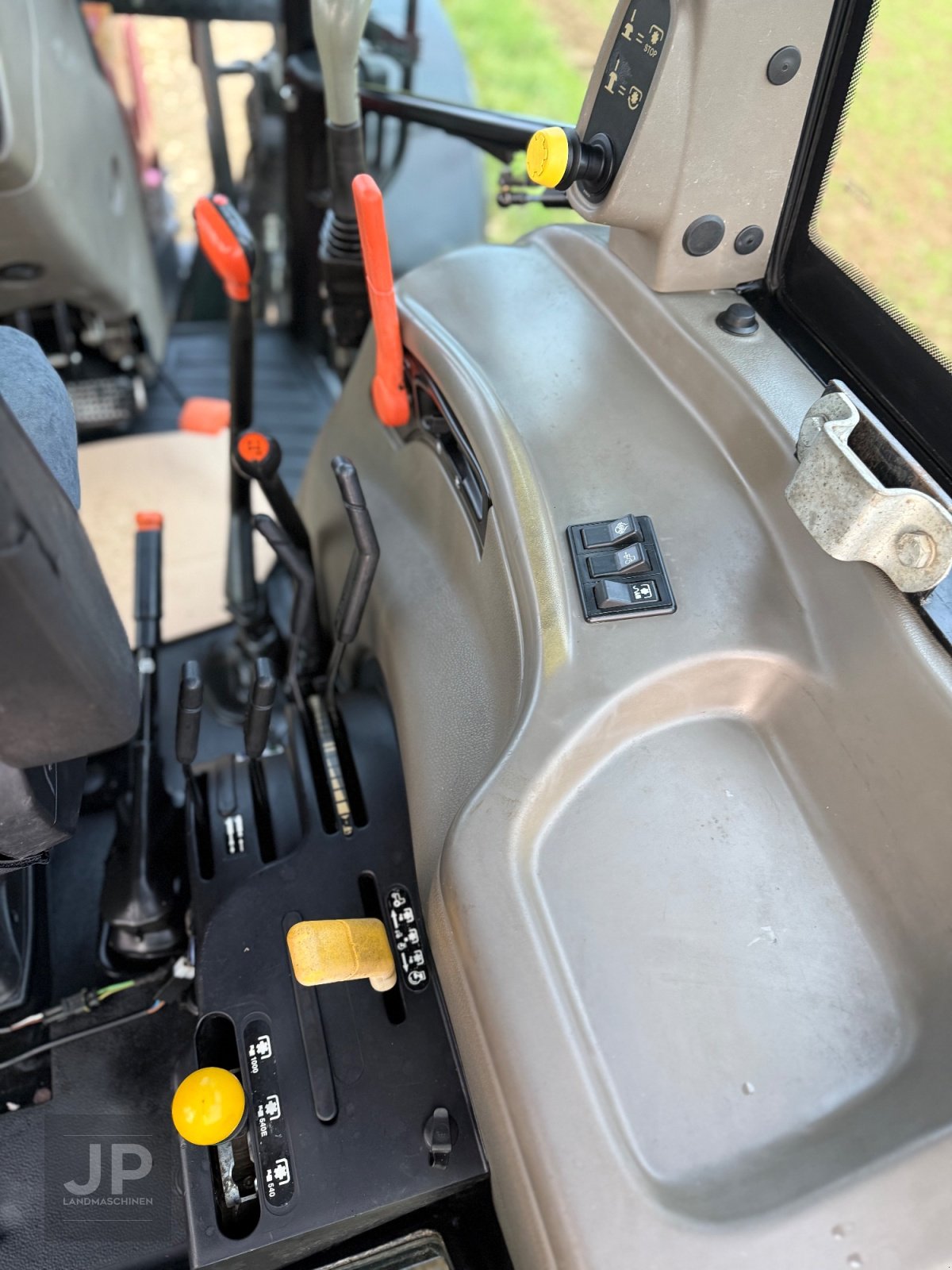 Traktor от тип Case IH JXU 95, Gebrauchtmaschine в Kastl (Снимка 22)