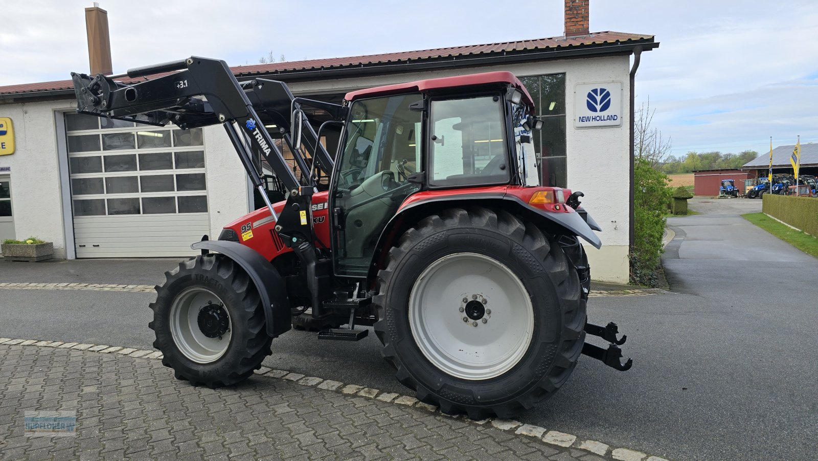 Traktor des Typs Case IH JXU 95, Gebrauchtmaschine in Vilshofen (Bild 3)