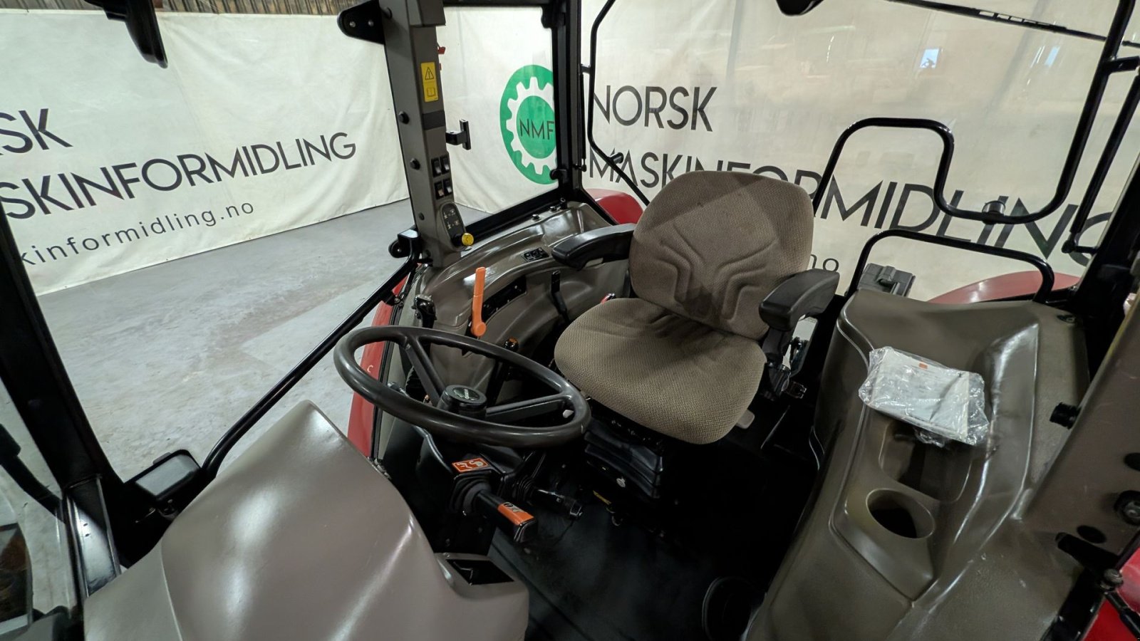 Traktor del tipo Case IH JXU115U, Gebrauchtmaschine en Ølen (Imagen 14)