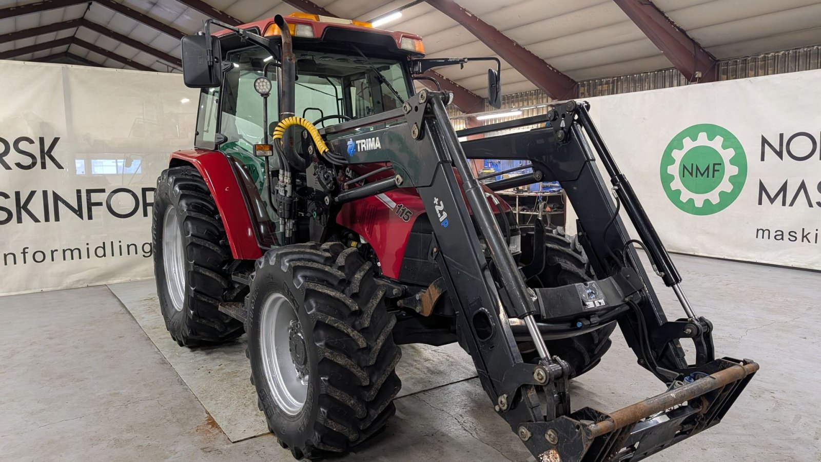 Traktor del tipo Case IH JXU115U, Gebrauchtmaschine en Ølen (Imagen 8)