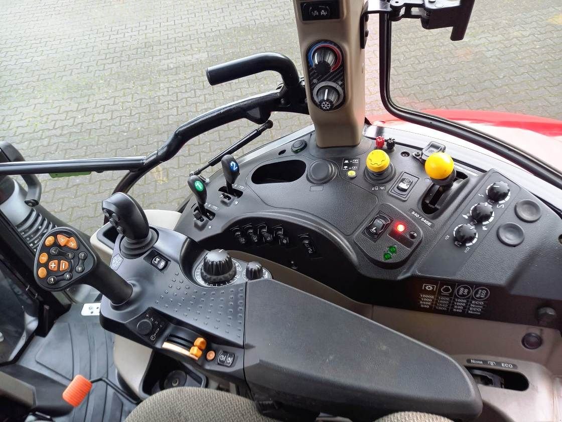 Traktor of the type Case IH Luxxum 100, Gebrauchtmaschine in Boxtel (Picture 11)