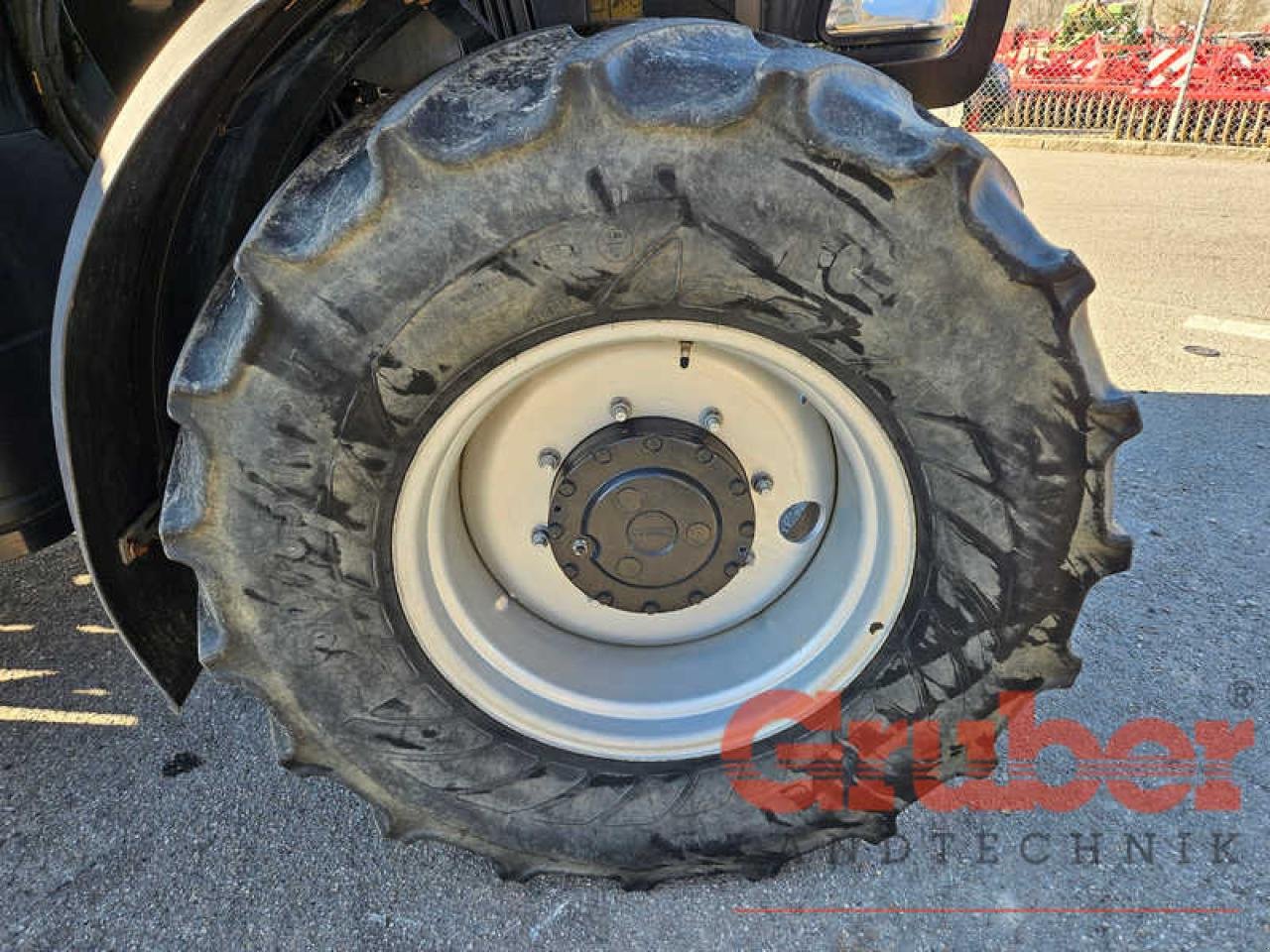 Traktor типа Case IH Luxxum 100, Gebrauchtmaschine в Ampfing (Фотография 10)