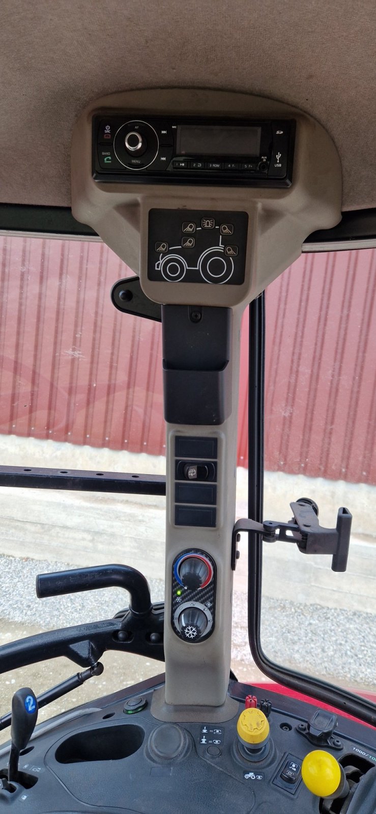 Traktor of the type Case IH Luxxum 110 Bj.2017 1300h guter Zustand, Gebrauchtmaschine in Palling (Picture 5)