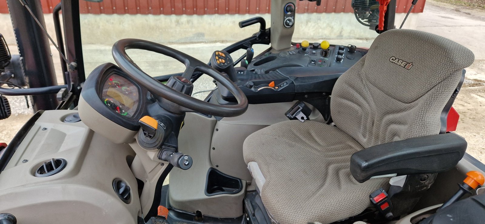 Traktor of the type Case IH Luxxum 110 Bj.2017 1300h guter Zustand, Gebrauchtmaschine in Palling (Picture 10)