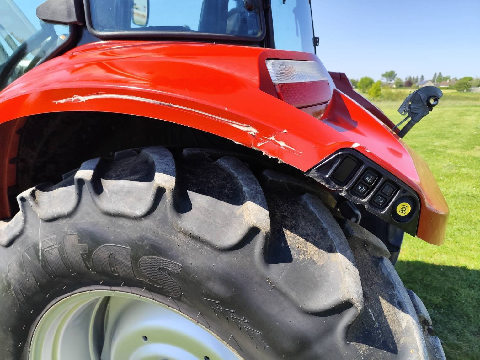 Traktor типа Case IH LUXXUM100, Gebrauchtmaschine в Le Horps (Фотография 11)