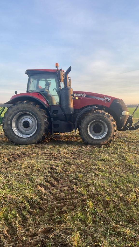 Traktor типа Case IH MAGNUM 310 CVX, Gebrauchtmaschine в Eton (Фотография 4)