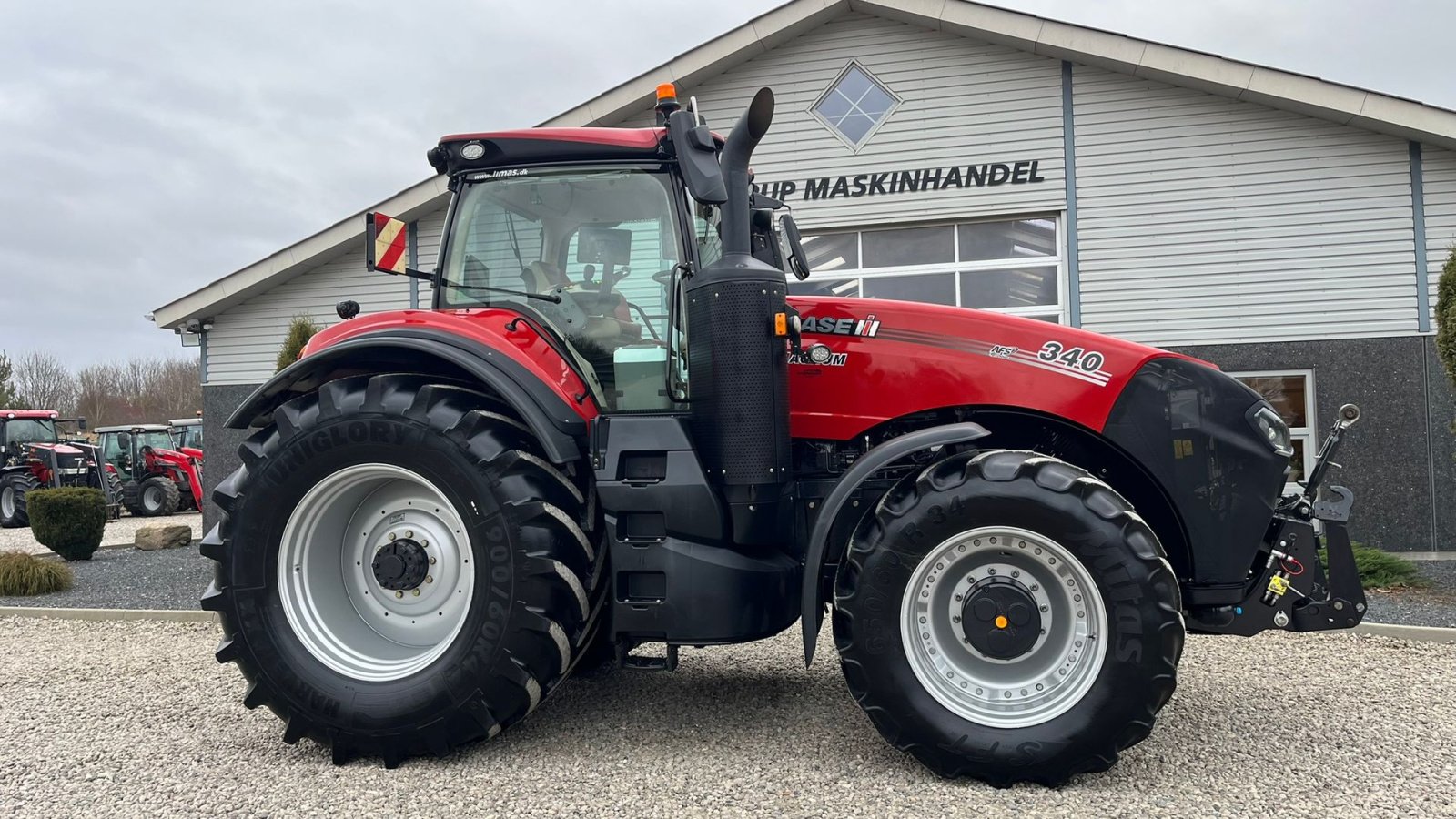 Traktor des Typs Case IH Magnum 340 CVXDrive AFS Connect Med frontlift og frontpto, Gebrauchtmaschine in Lintrup (Bild 20)