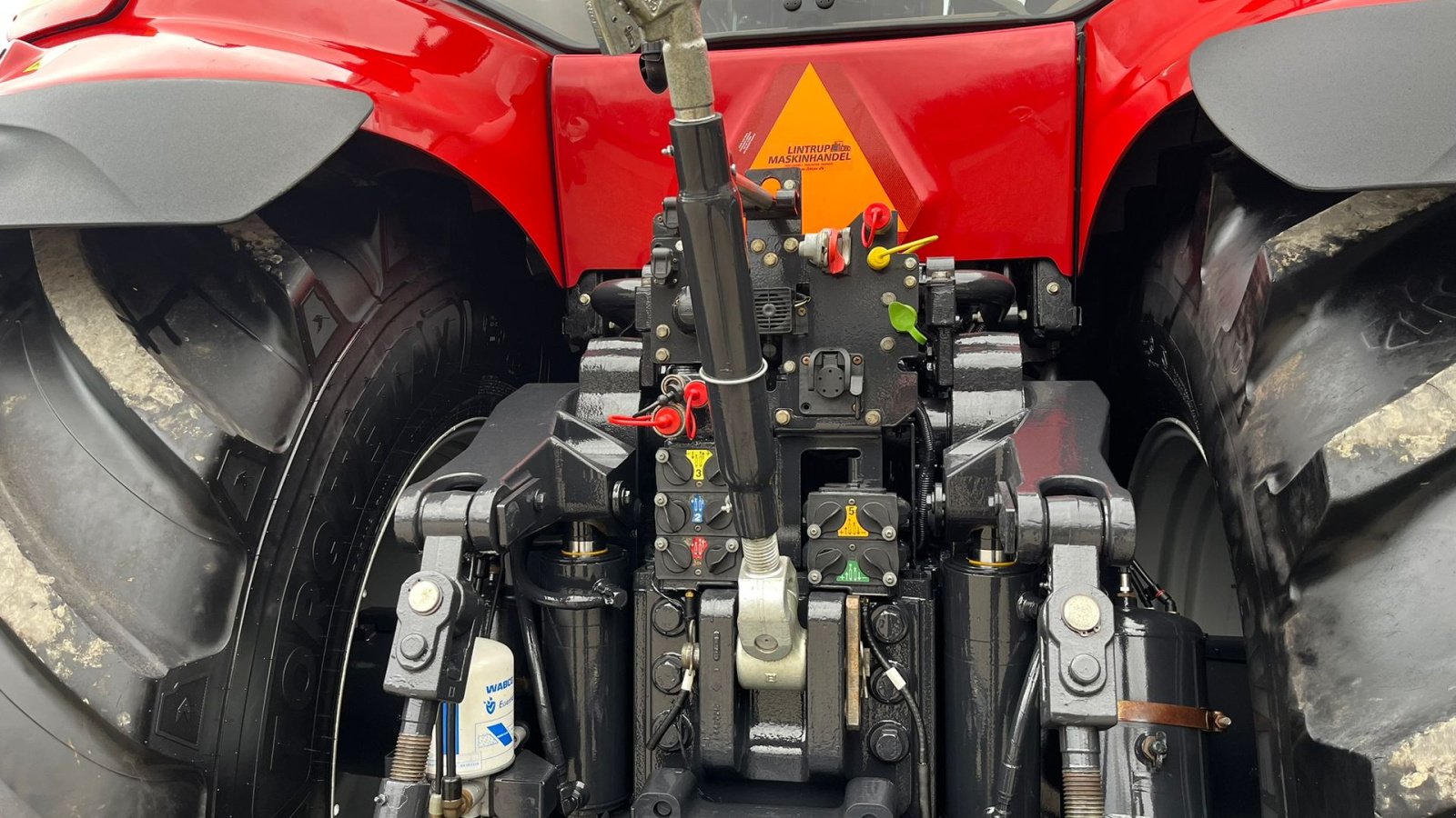 Traktor des Typs Case IH Magnum 340 CVXDrive AFS Connect Med frontlift og frontpto, Gebrauchtmaschine in Lintrup (Bild 5)