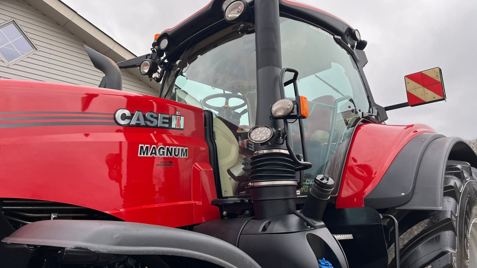 Traktor des Typs Case IH Magnum 340 CVXDrive AFS Connect Med frontlift og frontpto, Gebrauchtmaschine in Lintrup (Bild 17)