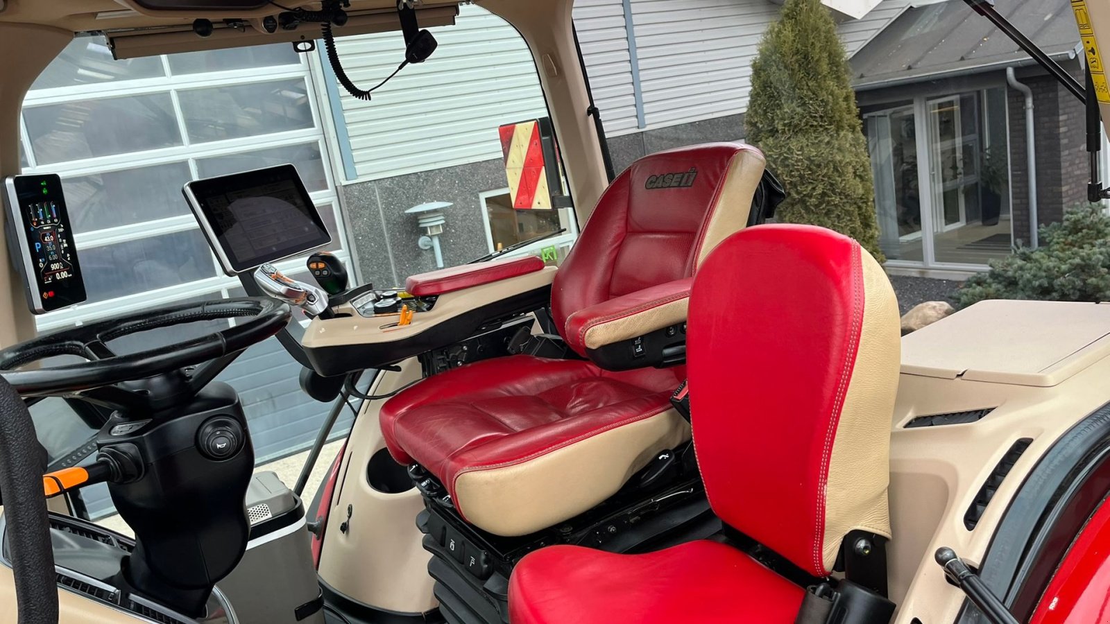 Traktor des Typs Case IH Magnum 340 CVXDrive AFS Connect Med frontlift og frontpto, Gebrauchtmaschine in Lintrup (Bild 8)