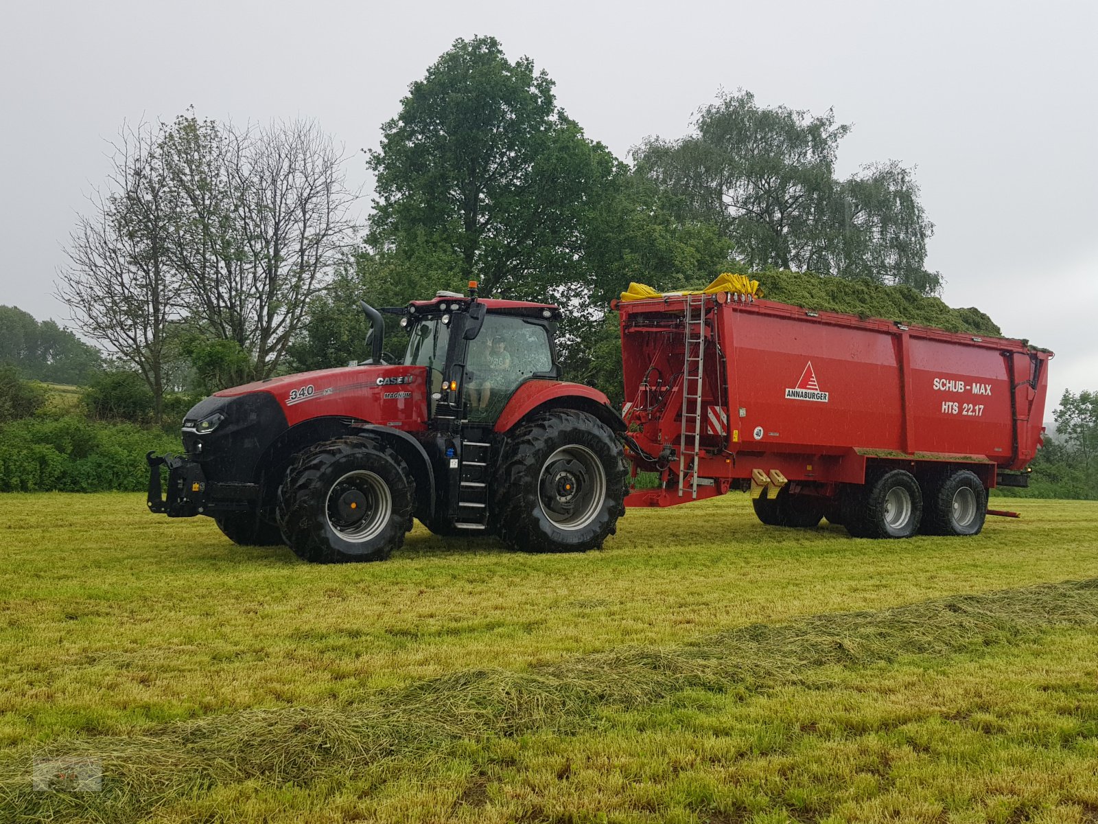 Traktor типа Case IH Magnum 340, Gebrauchtmaschine в Olbernhau - Blumenau (Фотография 2)