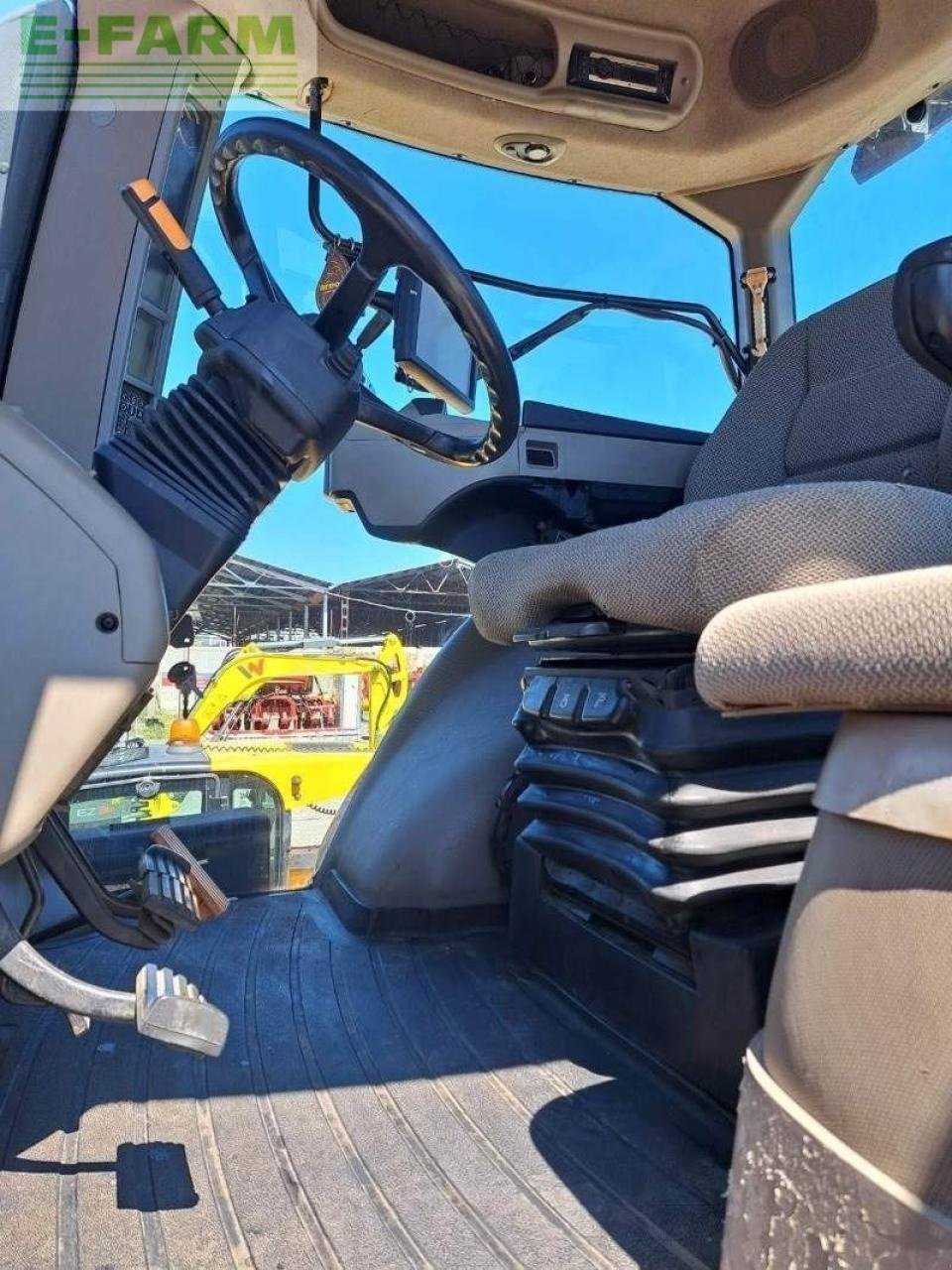 Traktor типа Case IH magnum 340, Gebrauchtmaschine в Sofia (Фотография 12)