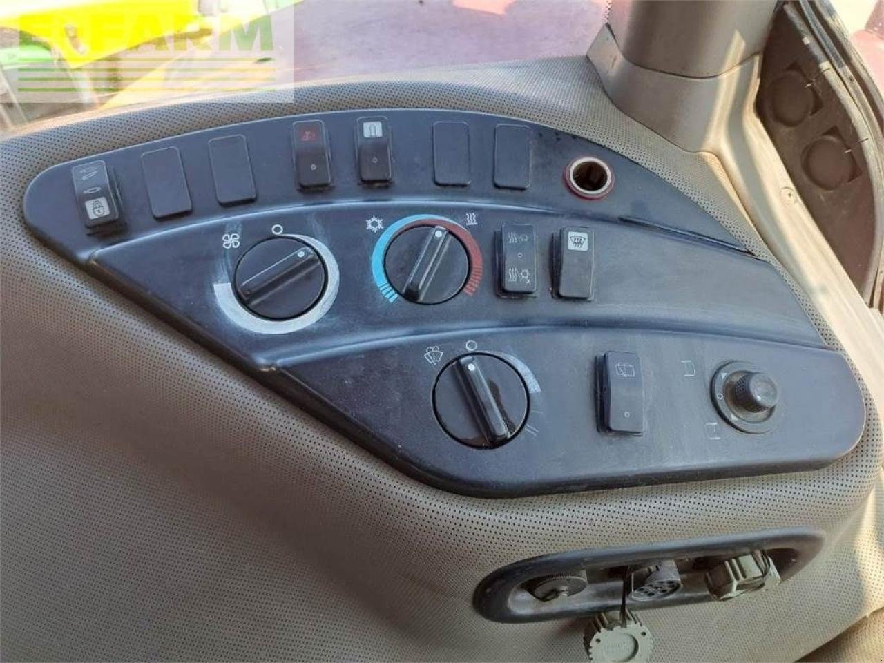 Traktor типа Case IH magnum 340, Gebrauchtmaschine в Sofia (Фотография 16)