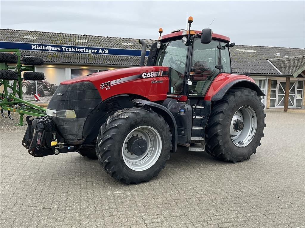 Traktor des Typs Case IH Magnum 370 CVX, Gebrauchtmaschine in Nimtofte (Bild 2)