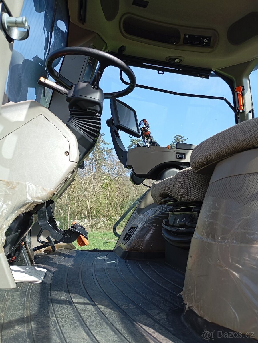 Traktor del tipo Case IH Magnum 380 CVX, Gebrauchtmaschine In Soběslav (Immagine 16)