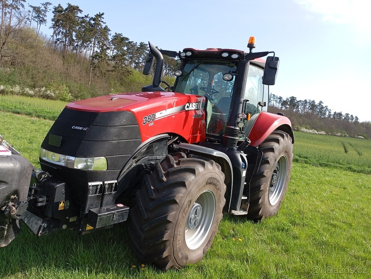 Traktor del tipo Case IH Magnum 380 CVX, Gebrauchtmaschine In Soběslav (Immagine 19)