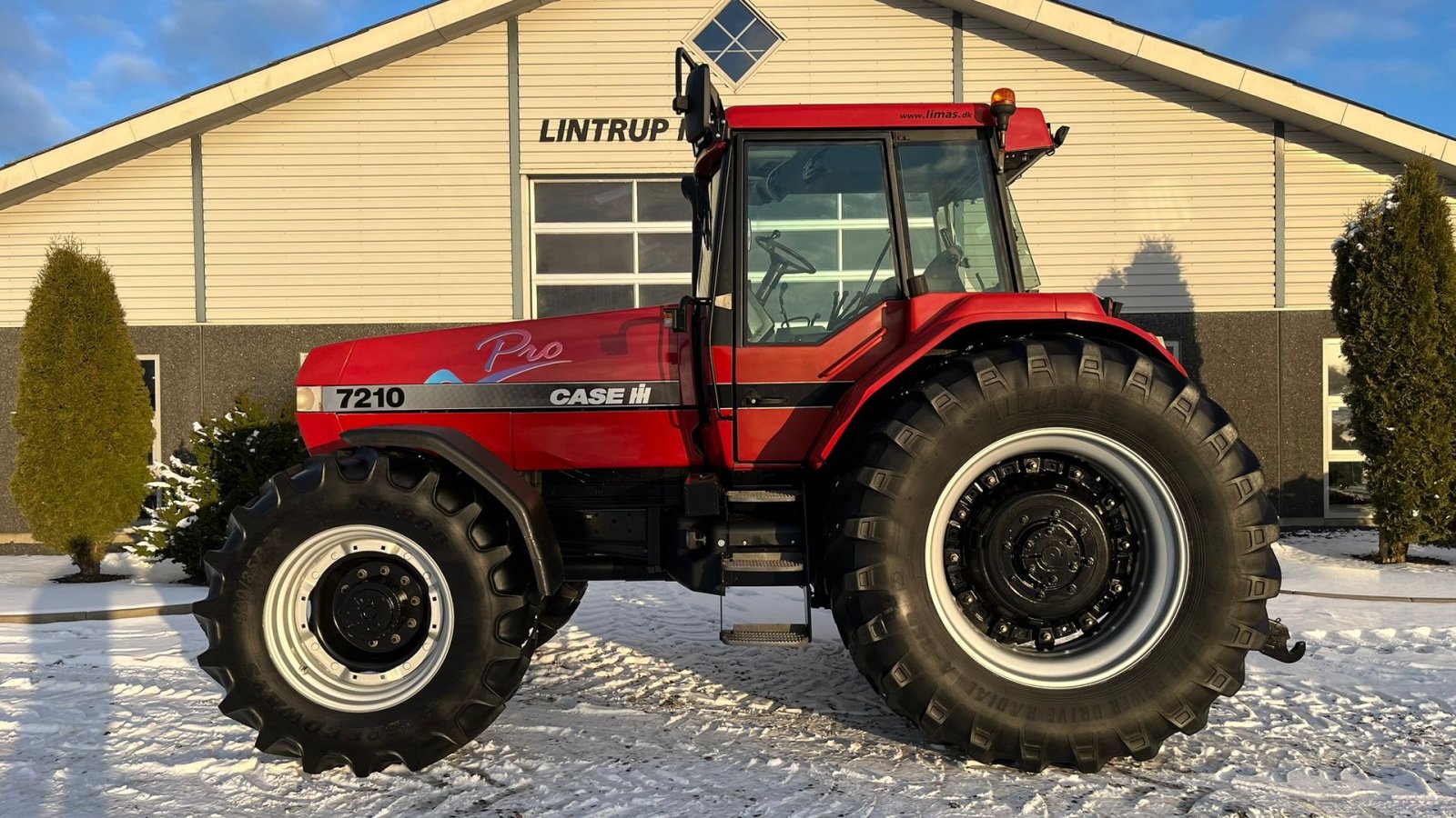 Traktor des Typs Case IH Magnum 7210 PRO PRO model, og en ejers traktor fra ny., Gebrauchtmaschine in Lintrup (Bild 1)