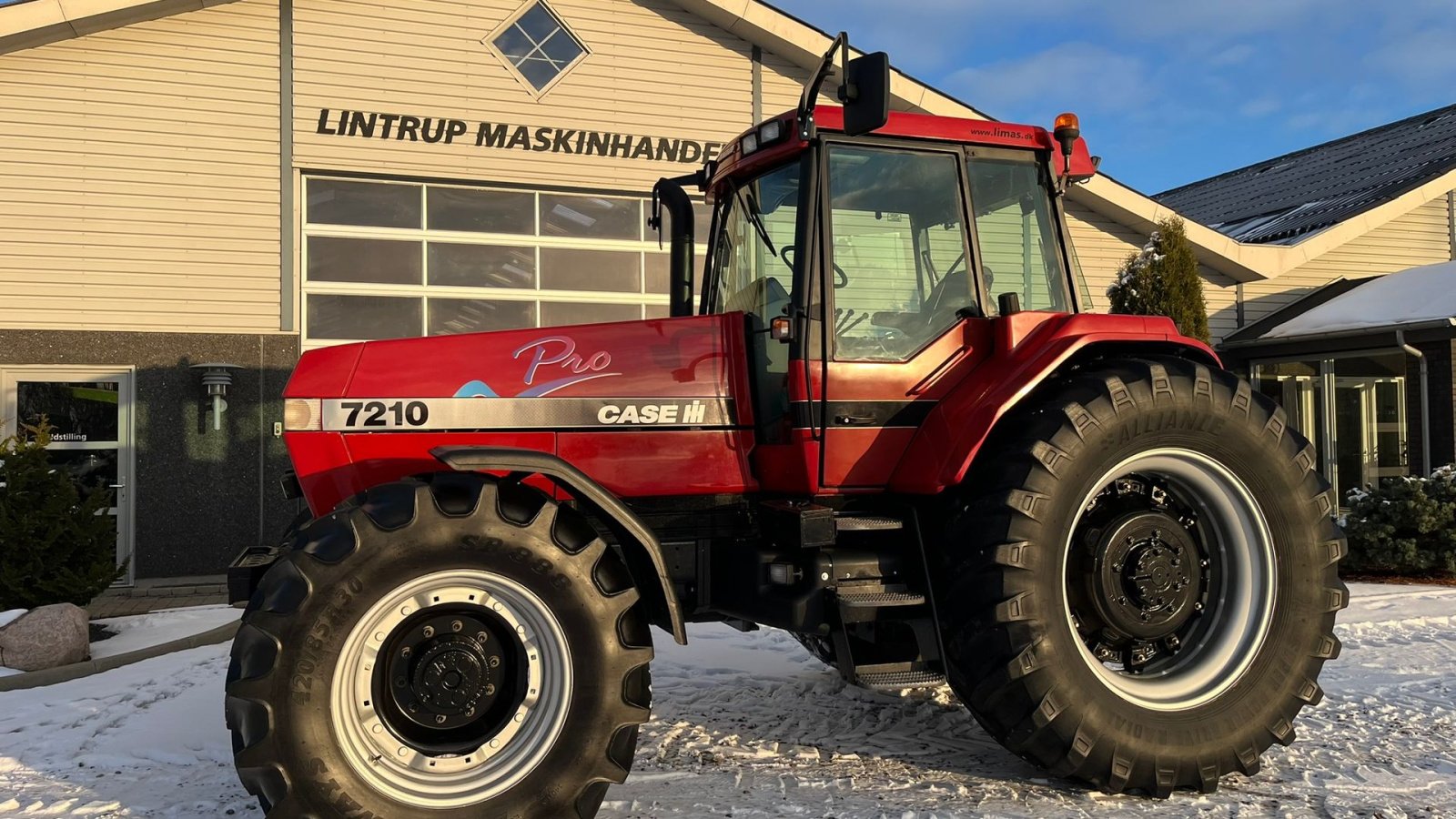 Traktor des Typs Case IH Magnum 7210 PRO PRO model, og en ejers traktor fra ny., Gebrauchtmaschine in Lintrup (Bild 13)